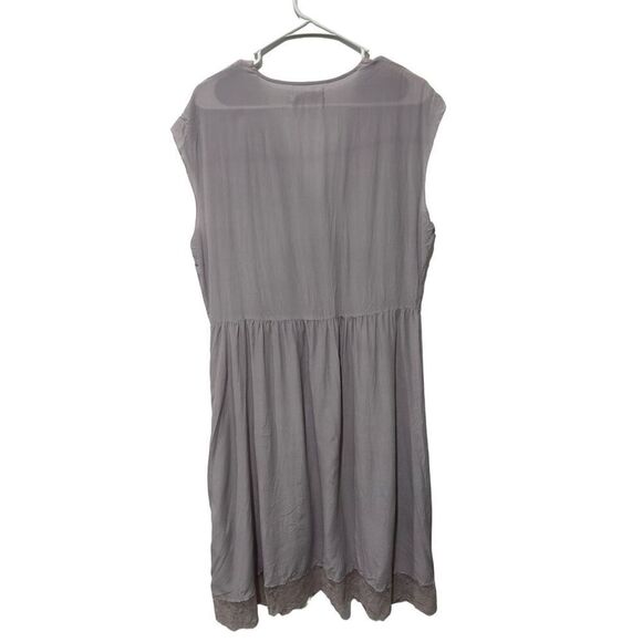 Elegant Gray Sleeveless Dress - Picture 6 of 12